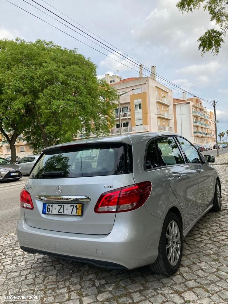 Mercedes-Benz B 180 d BlueEFFICIENCY Edition - 8