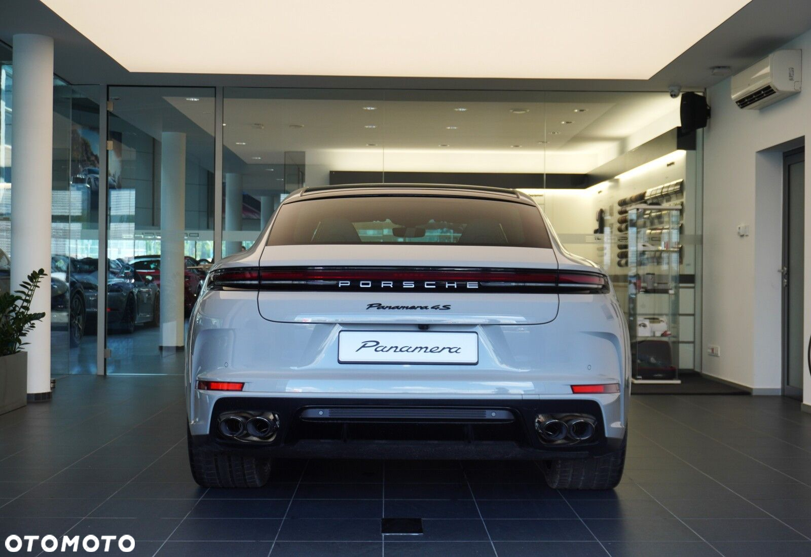 Porsche Panamera - 9