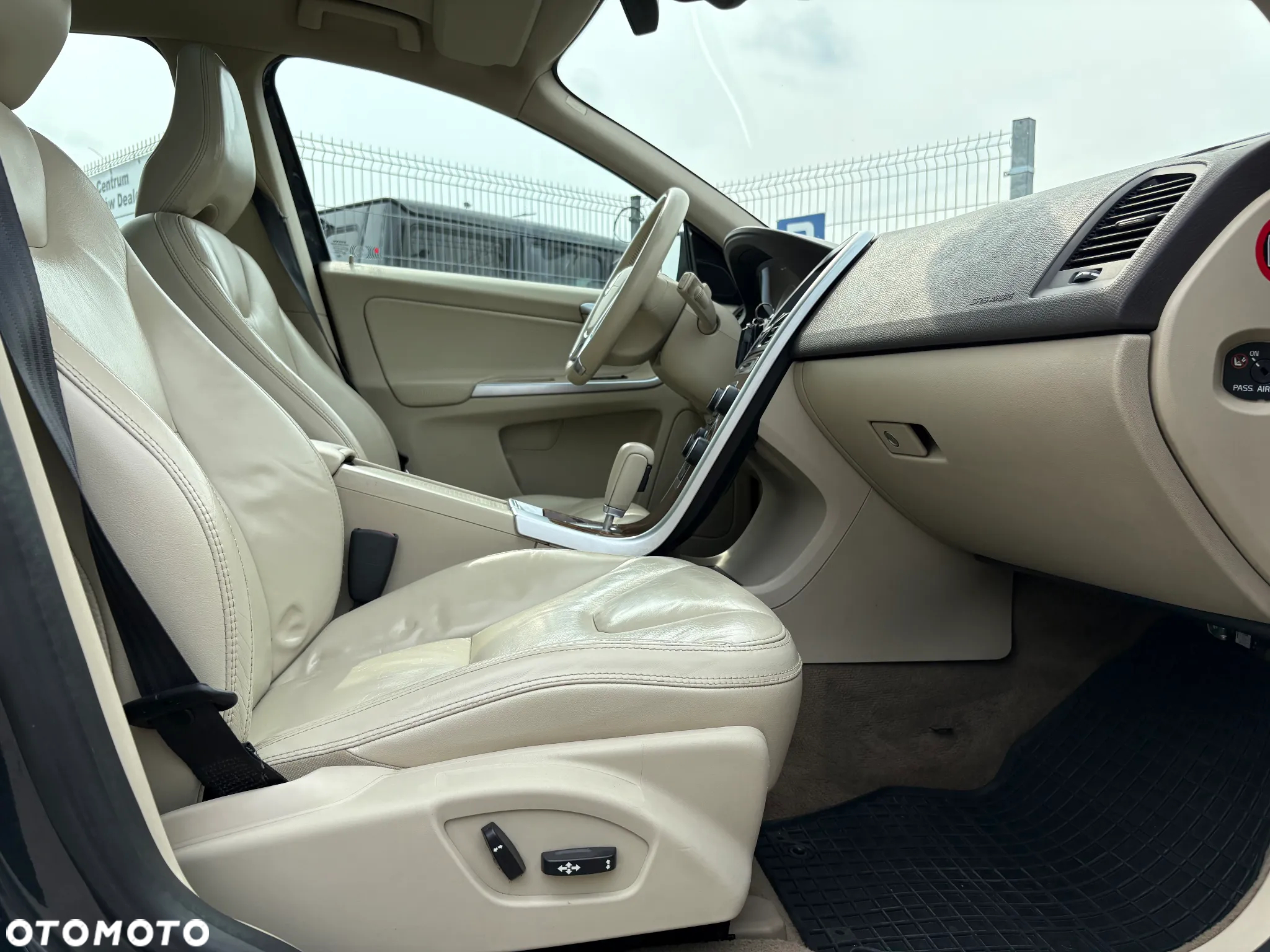 Volvo XC 60 - 28