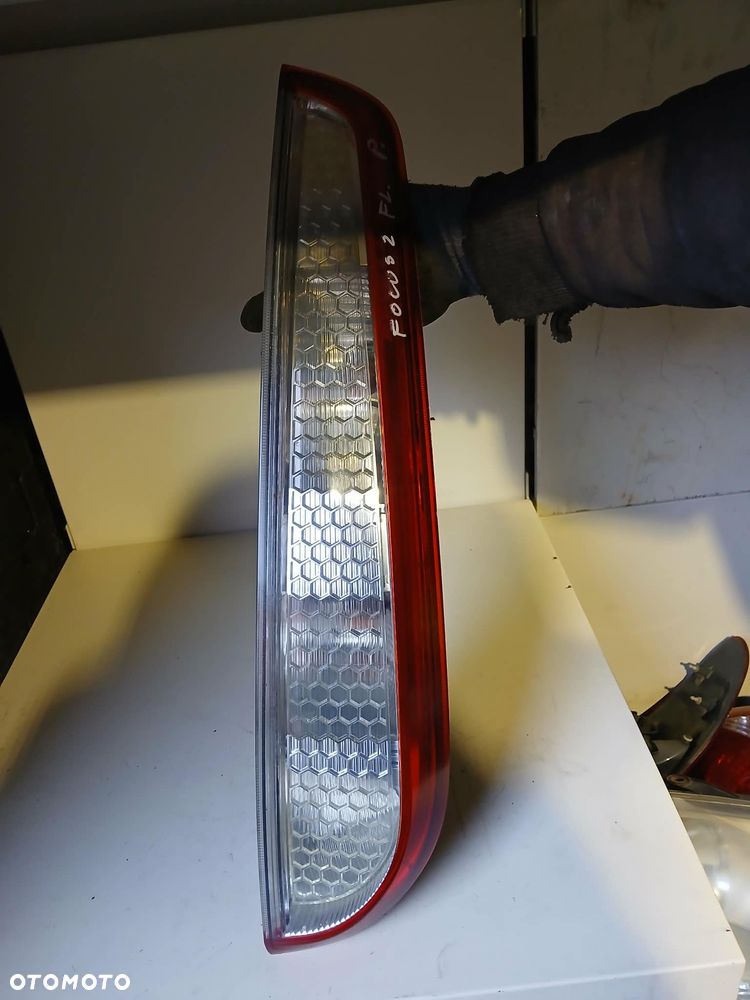 Ford Focus Mk2 kombi  Lift Lampa tylna  prawa. - 1
