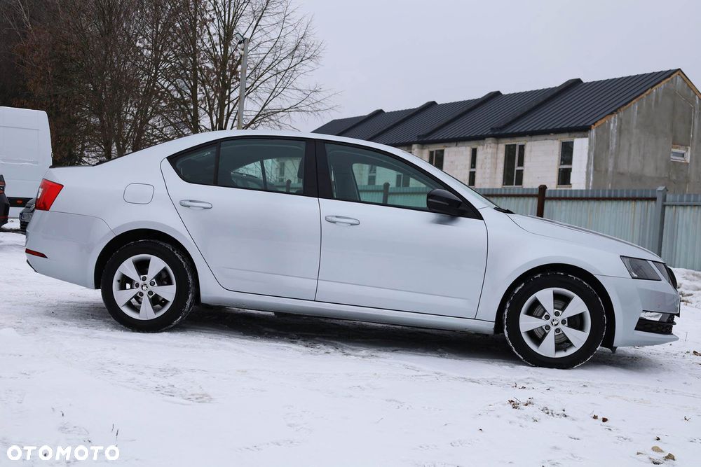 Skoda Octavia 1.5 TSI ACT Ambition - 9
