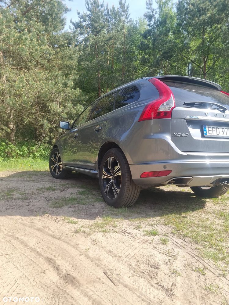 Volvo XC 60 D5 AWD Summum - 8