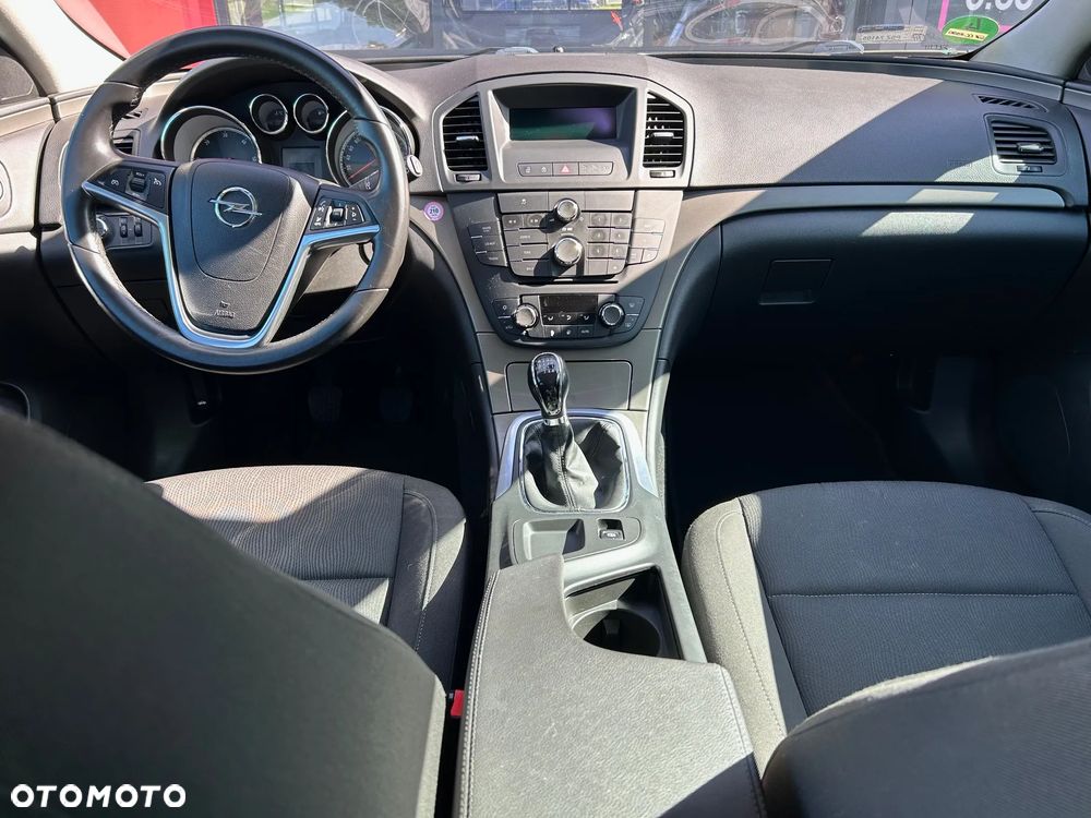 Opel Insignia 2.0 CDTI Sports Tourer - 4