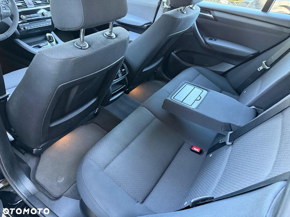 BMW X3 xDrive20d - 12