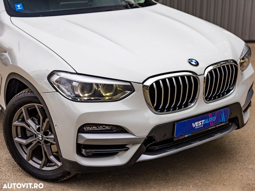 BMW X3 xDrive20d AT xLine - 32
