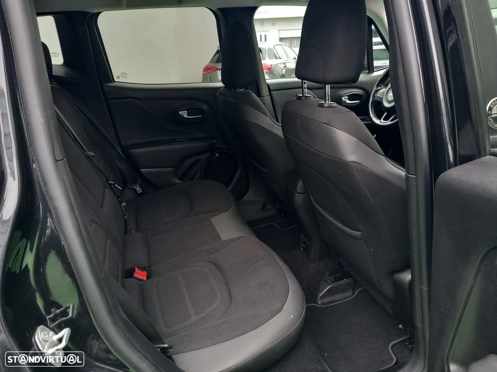 Jeep Renegade 1.6 MJD Night Eagle - 24