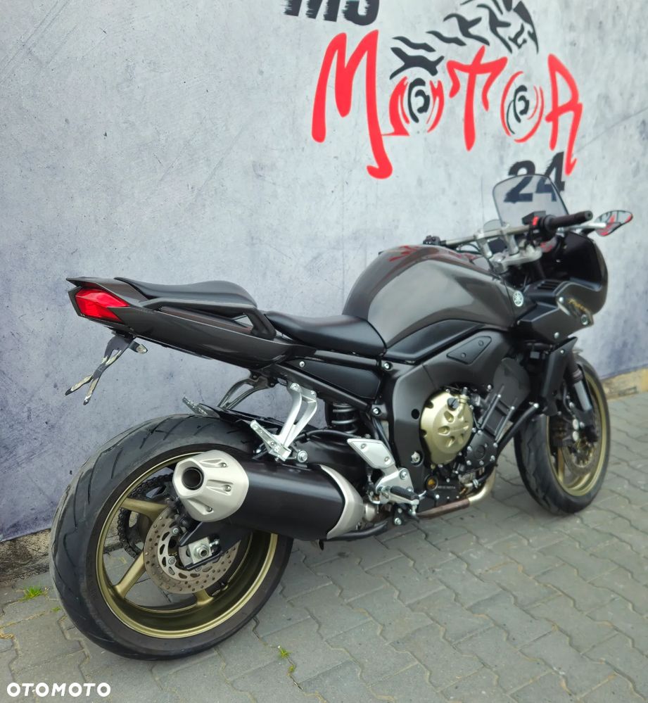Yamaha FZ - 2