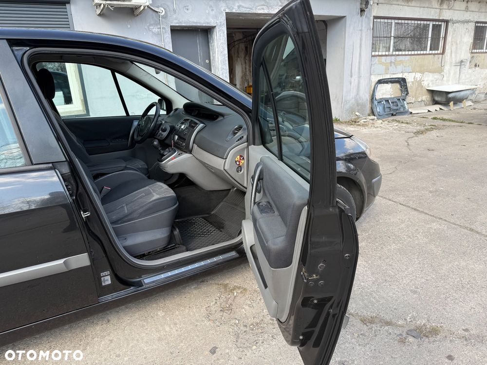 Renault Scenic 1.9 dCi Confort Expression - 10