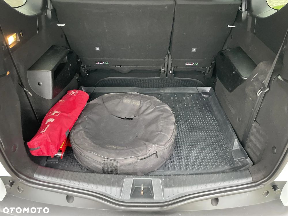 Dacia Jogger 1.0 TCe Expression 7os - 17