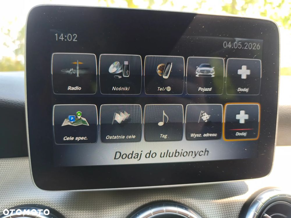 Mercedes-Benz CLA 180 AMG Line - 23