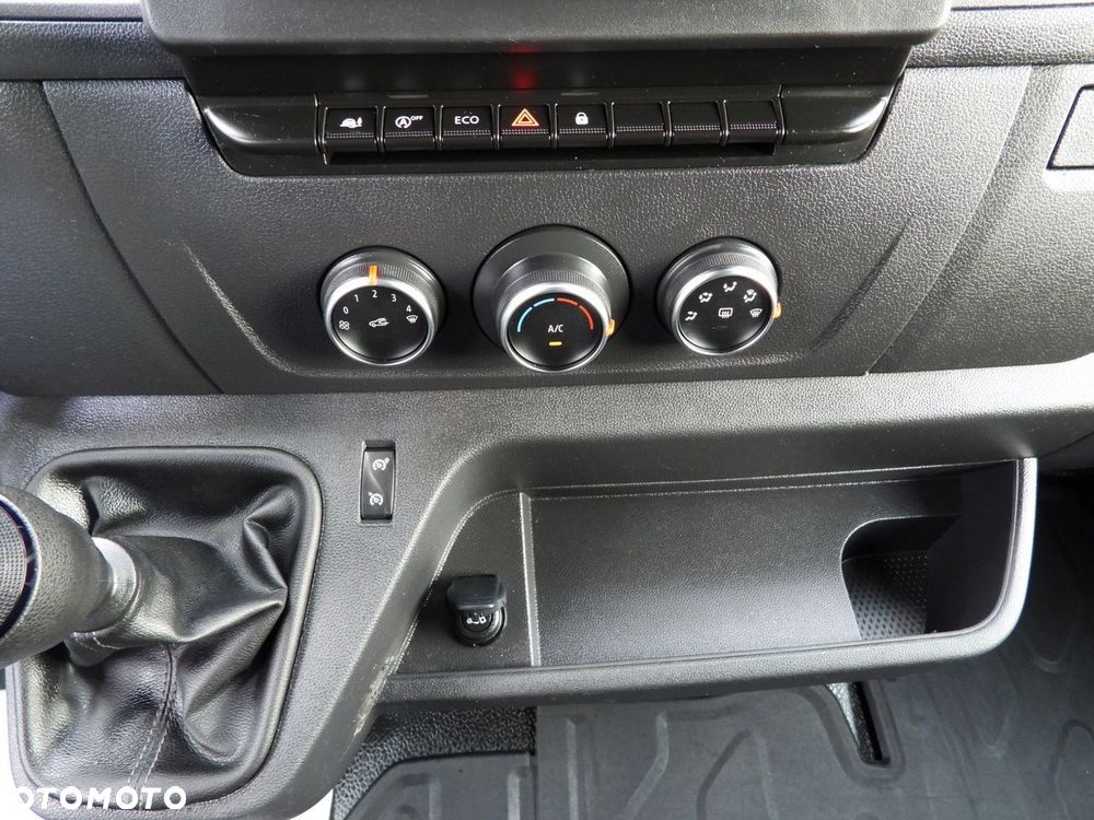 Renault MASTER PLANDEKA 10 PALET WEBASTO TEMPOMAT LEDY PNEUMATYKA KLIMATYZACJA  165KM - 36