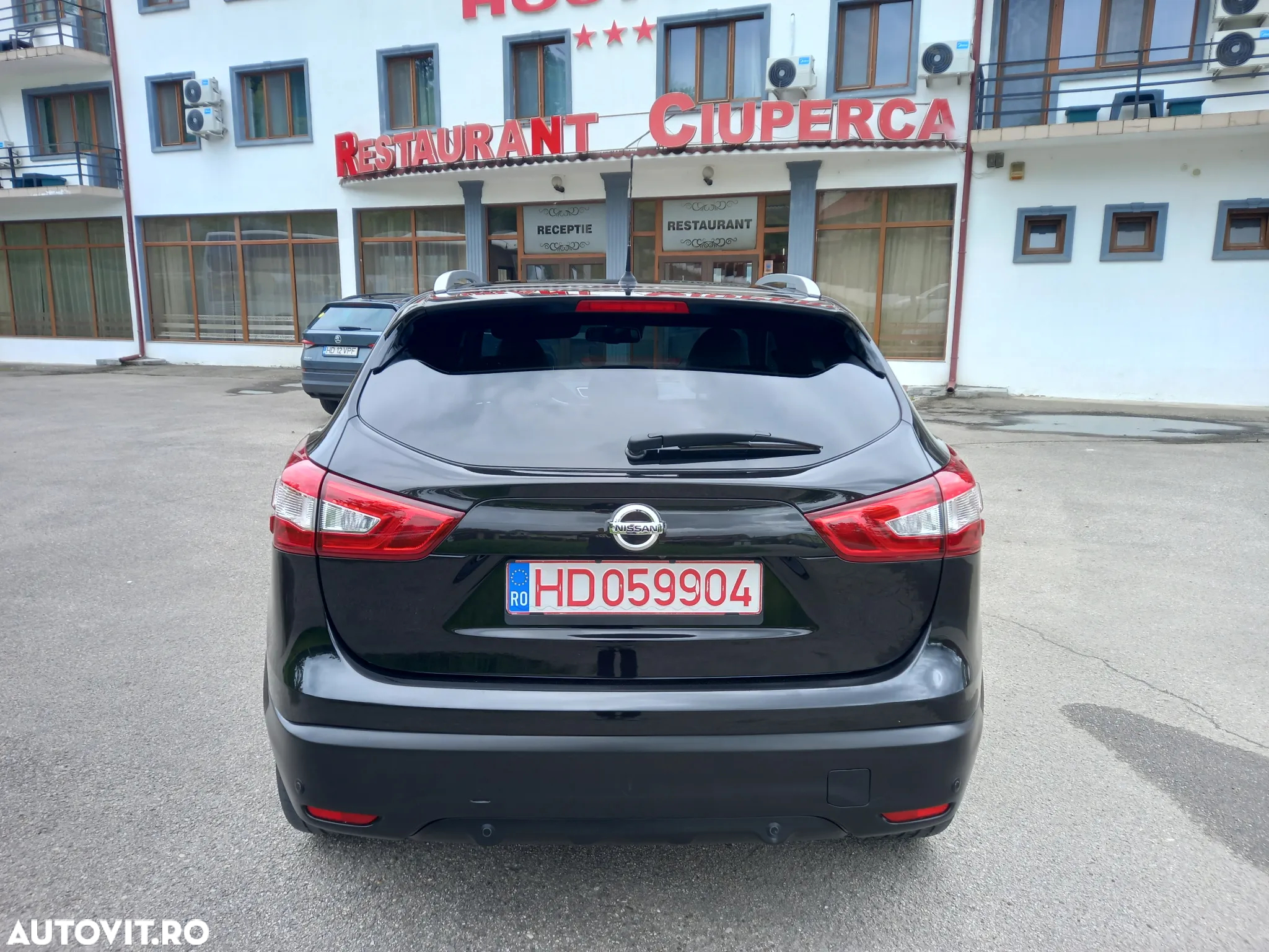 Nissan Qashqai 1.6 DCI Start/Stop 4X4-i Tekna - 17