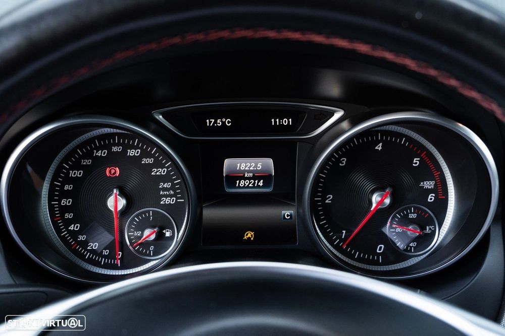 Mercedes-Benz CLA 180 d AMG Line - 16