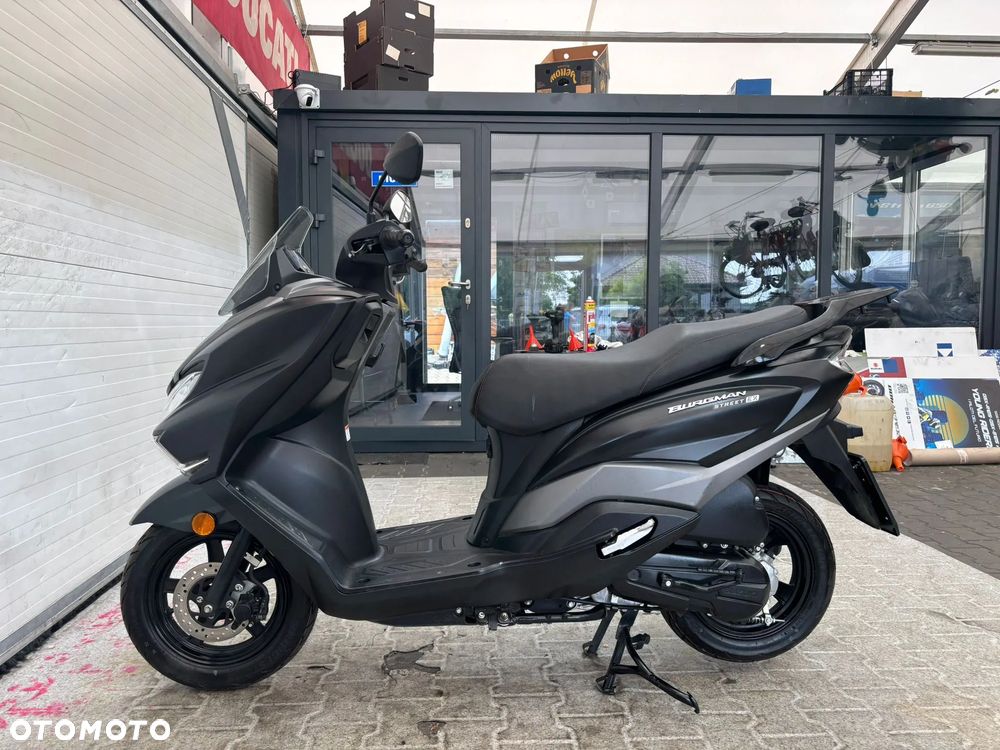 Suzuki Burgman - 18