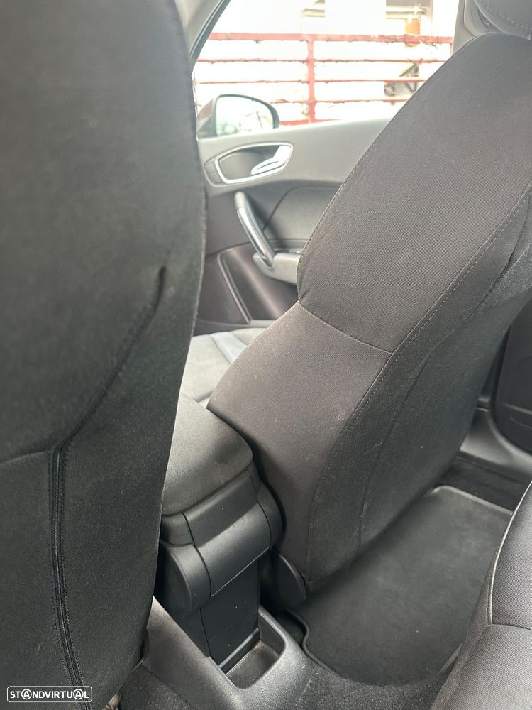 Audi A1 Sportback ver-1-6-tdi - 29
