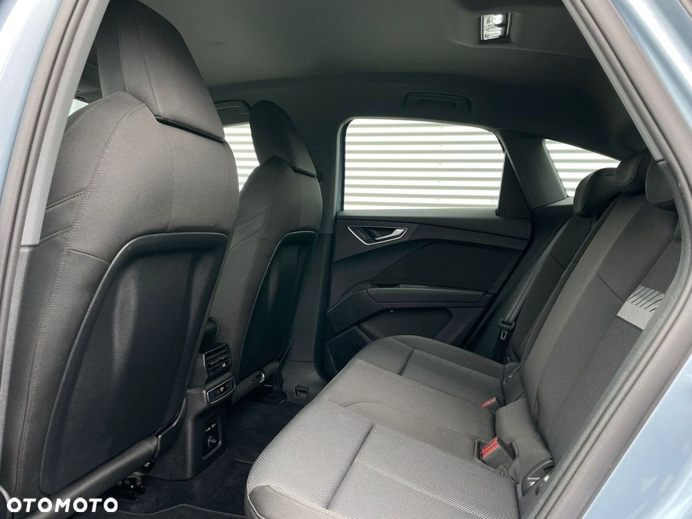 Audi Q4 Sportback e-tron - 12