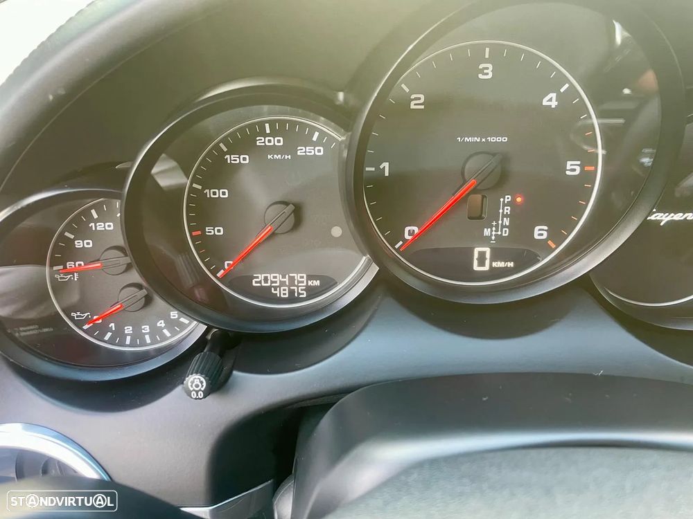 Porsche Cayenne Tiptronic - 11