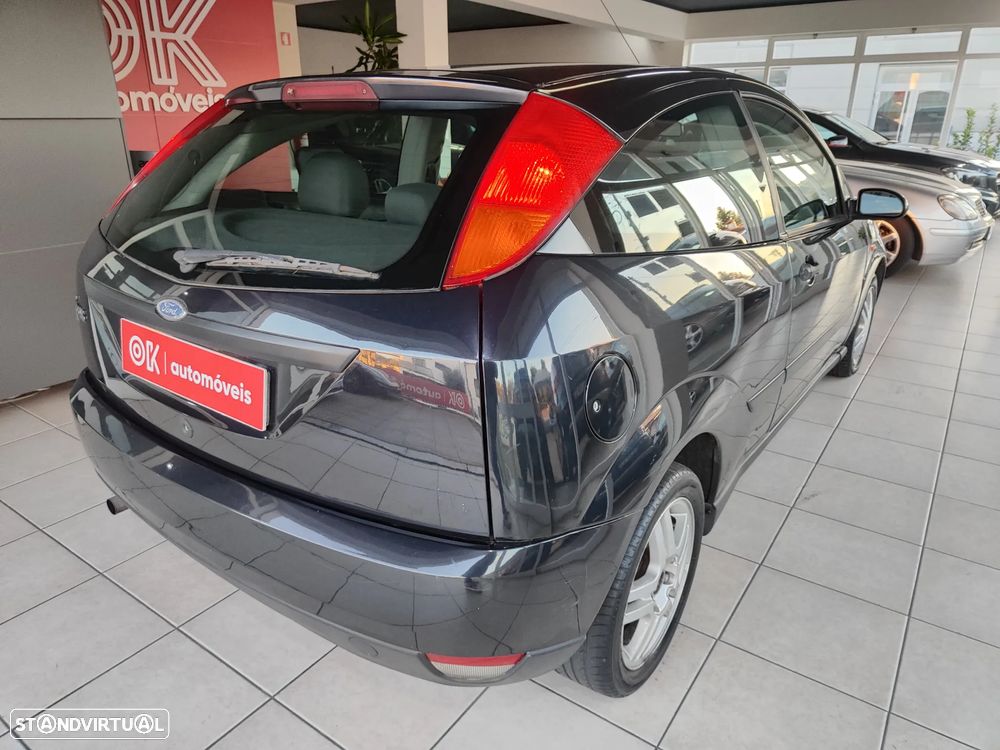 Ford Focus 1.4 Trend - 12