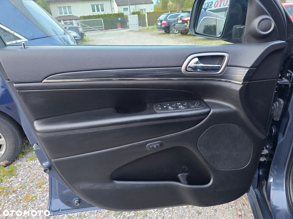 Jeep Grand Cherokee 3.6 V6 Limited - 28