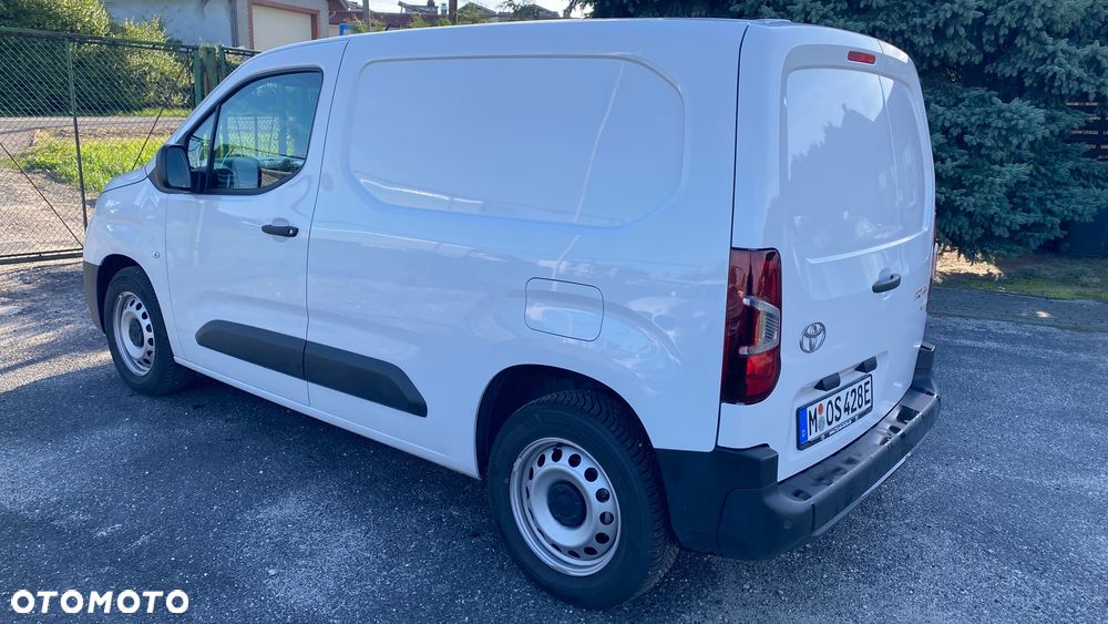Toyota Proace City - 8