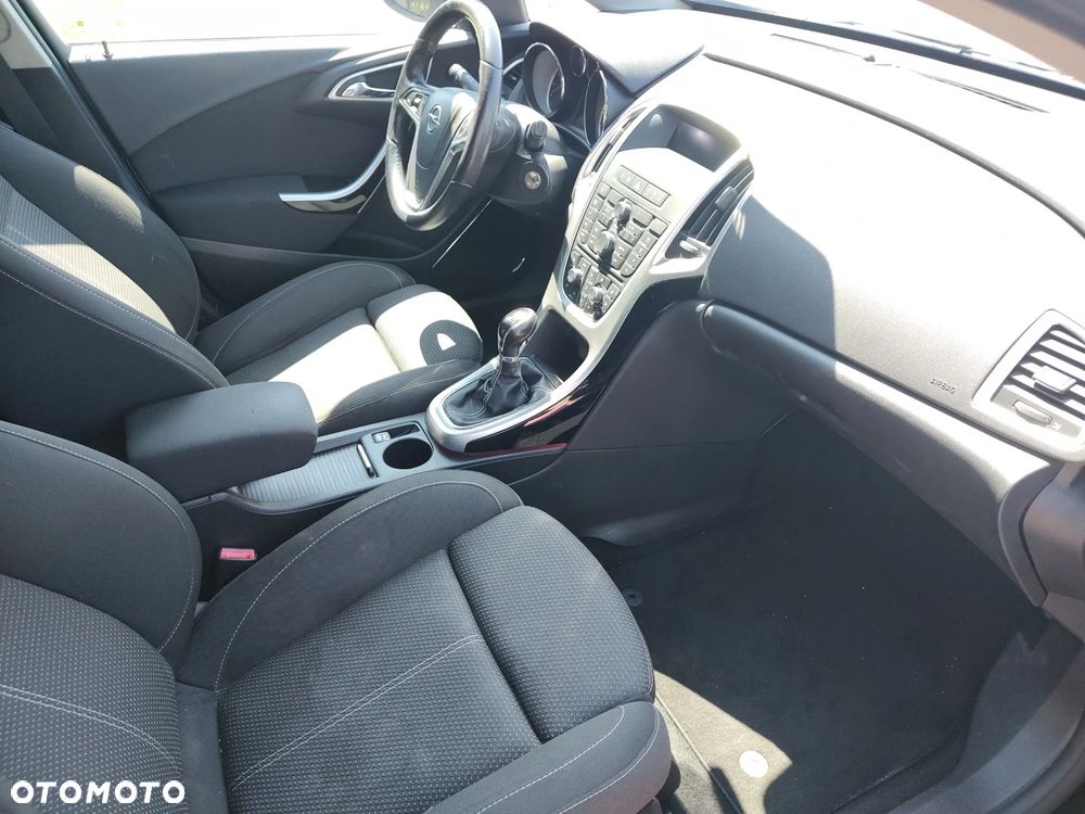 Opel Astra 1.4 Turbo Edition Sport - 26