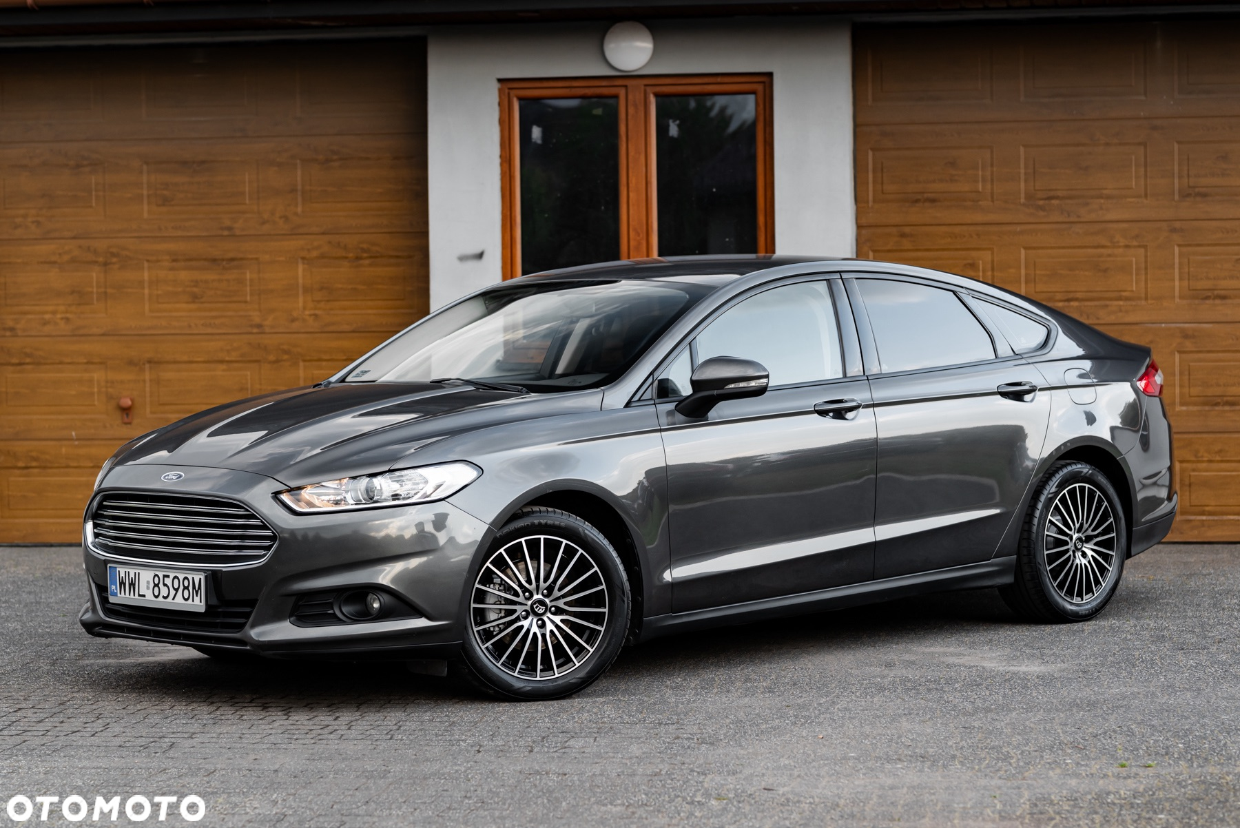 Ford Mondeo 1.5 EcoBoost Ambiente - 11