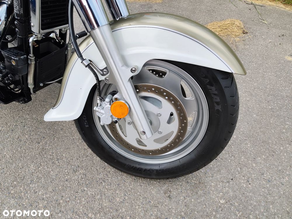 Suzuki VL 1500 Intruder LC - Boulevard C90 - 9