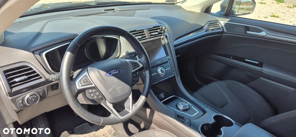 Ford Mondeo 2.0 EcoBlue Titanium - 14