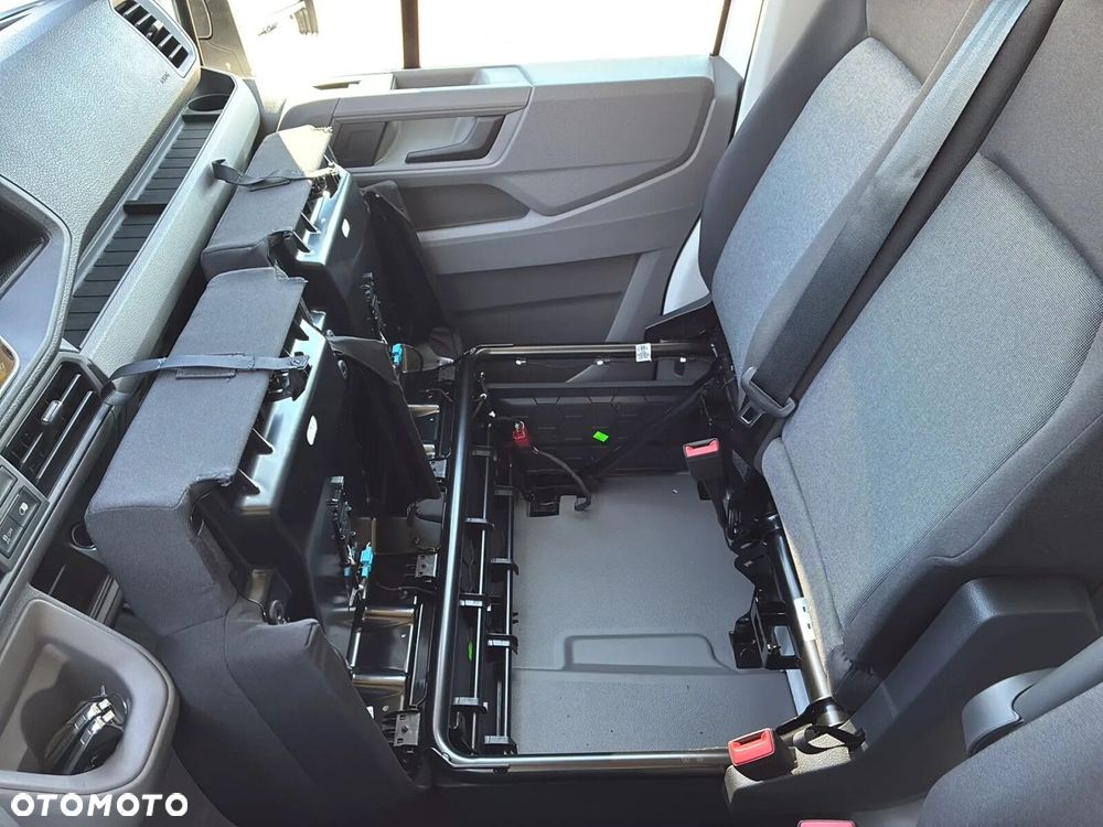 Volkswagen Crafter 35 AUTOMAT/Fugron L4H3, 2.0BiTDI 177KM, 4490mm, Wysoki dach, r.o. 4490 - 19