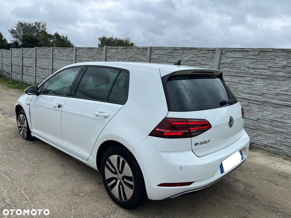 Volkswagen Golf e-Golf - 5