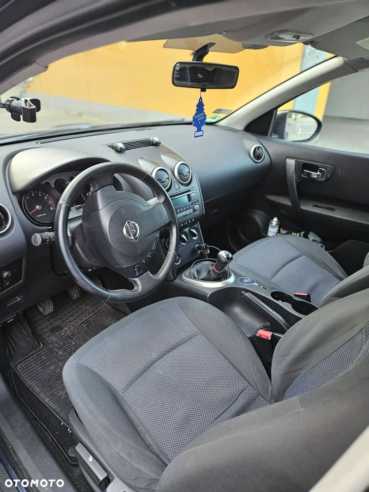Nissan Qashqai 1.6 Visia - 1
