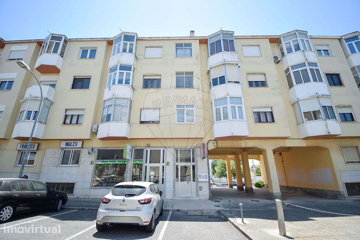 Apartamento T3 para arrendamento - Grande imagem: 2/27