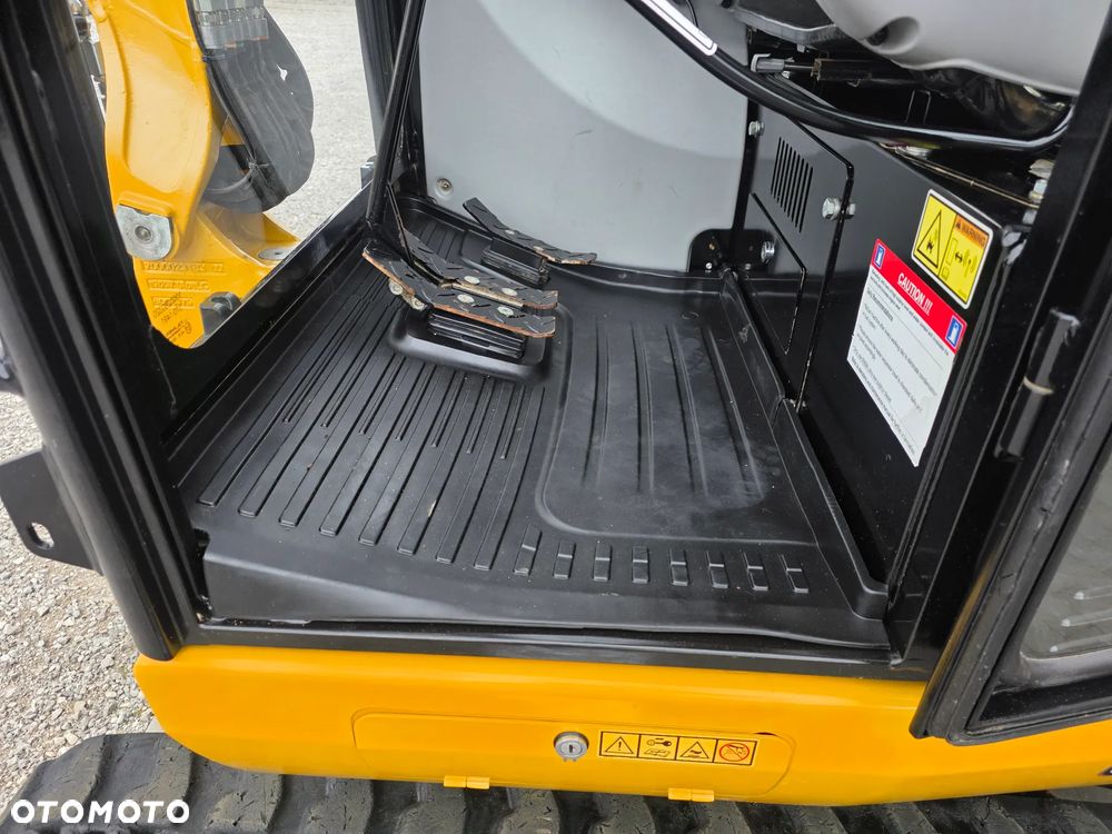 Caterpillar CAT 302.7 D CR mini koparka szybkozłącze 3 łyżki piękna serwisowana 1 wł JCB sprowadzona - 35