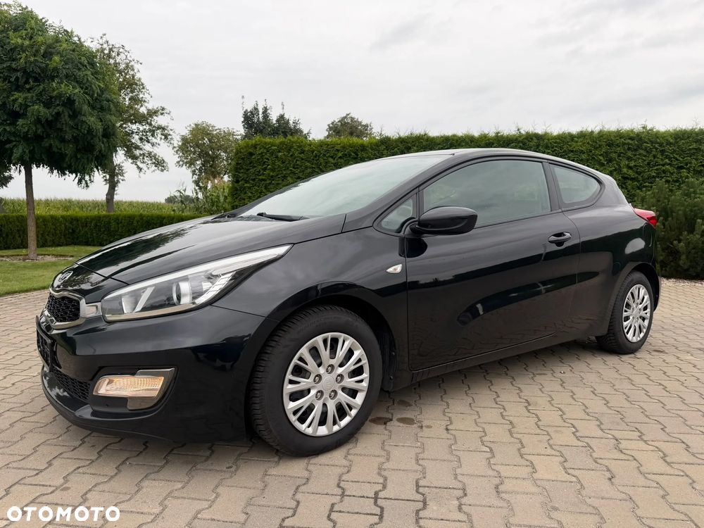 Kia Ceed - 14