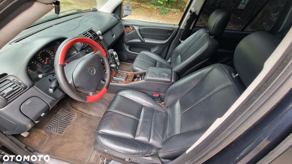 Mercedes-Benz ML - 4