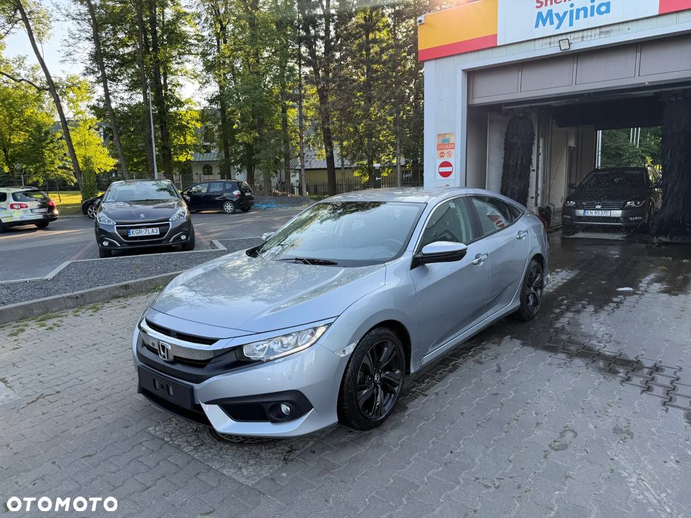 Honda Civic 1.5 T Elegance CVT - 1