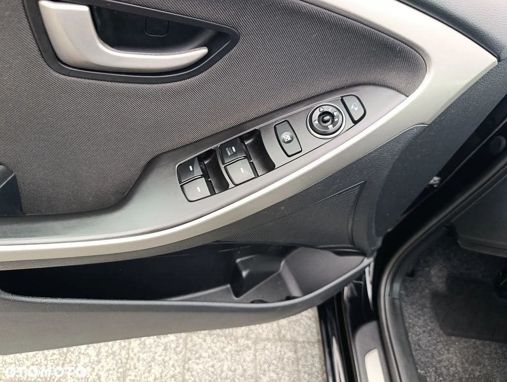 Hyundai i30 1.4 Base - 11