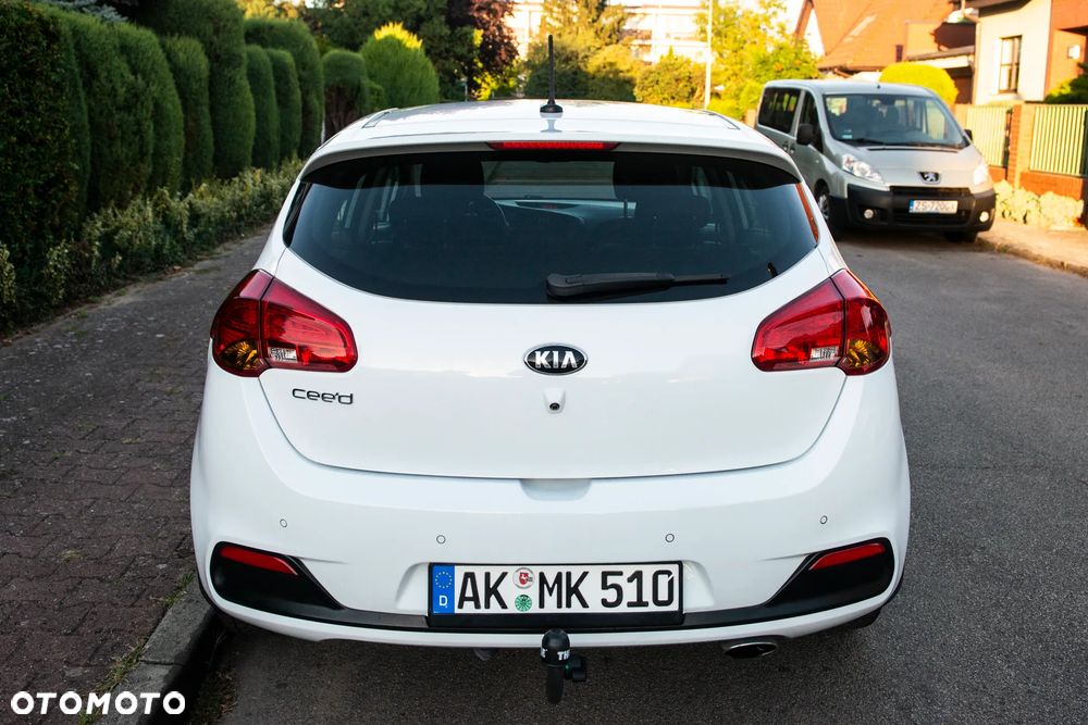 Kia Ceed 1.4 CVVT Attract plus - 6