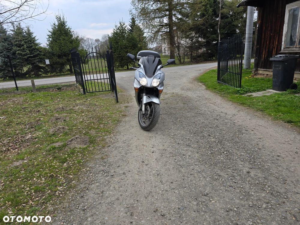 Honda VFR - 5
