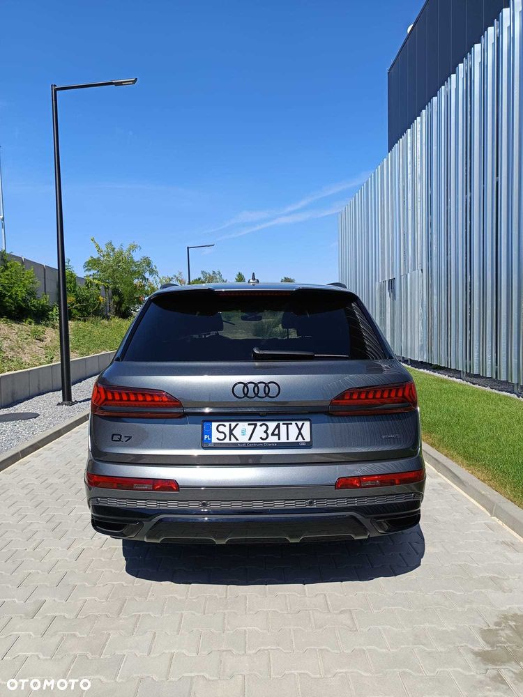 Audi Q7 - 3