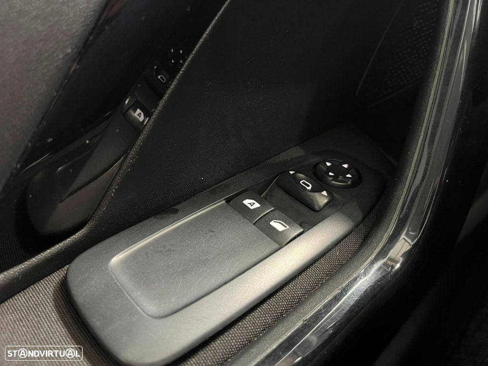 Peugeot 208 1.6 BlueHDi - 24
