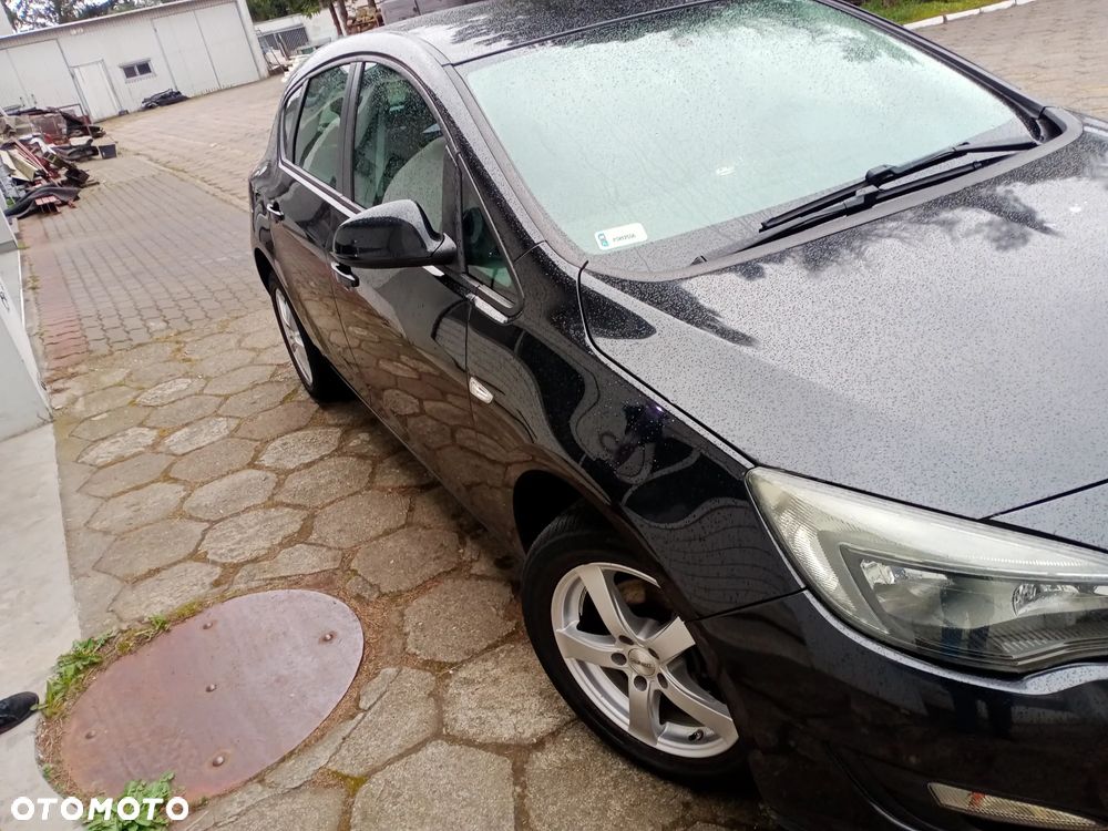 Opel Astra - 4