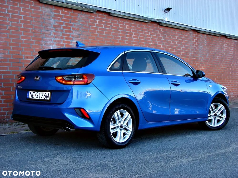 Kia Ceed - 4