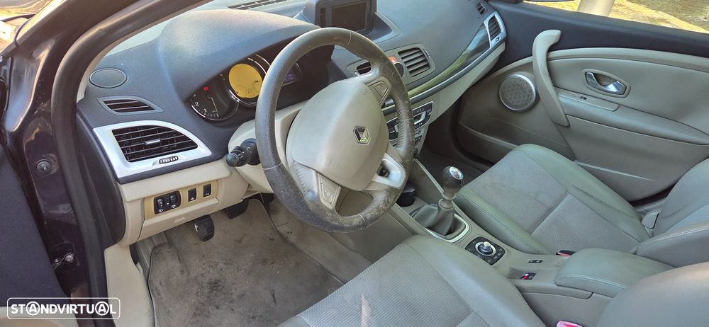 Renault Mégane Sport Tourer 1.5 dCi Dynamique S - 4