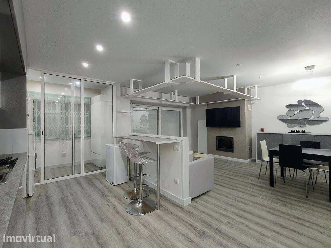 Excelente T2+1 com 2 suítes, totalmente renovado no centro de Gaia - Grande imagem: 5/30