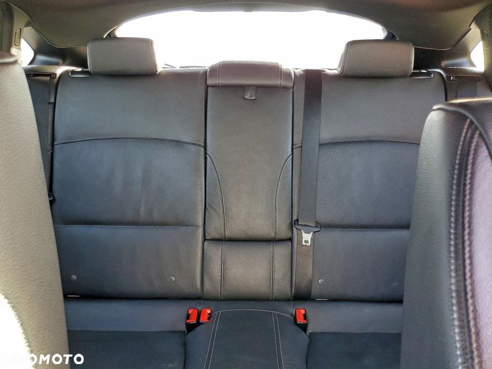 BMW X4 xDrive28i - 11