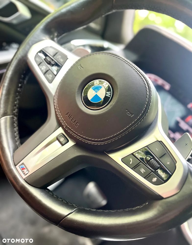 BMW X5 xDrive40d mHEV - 23