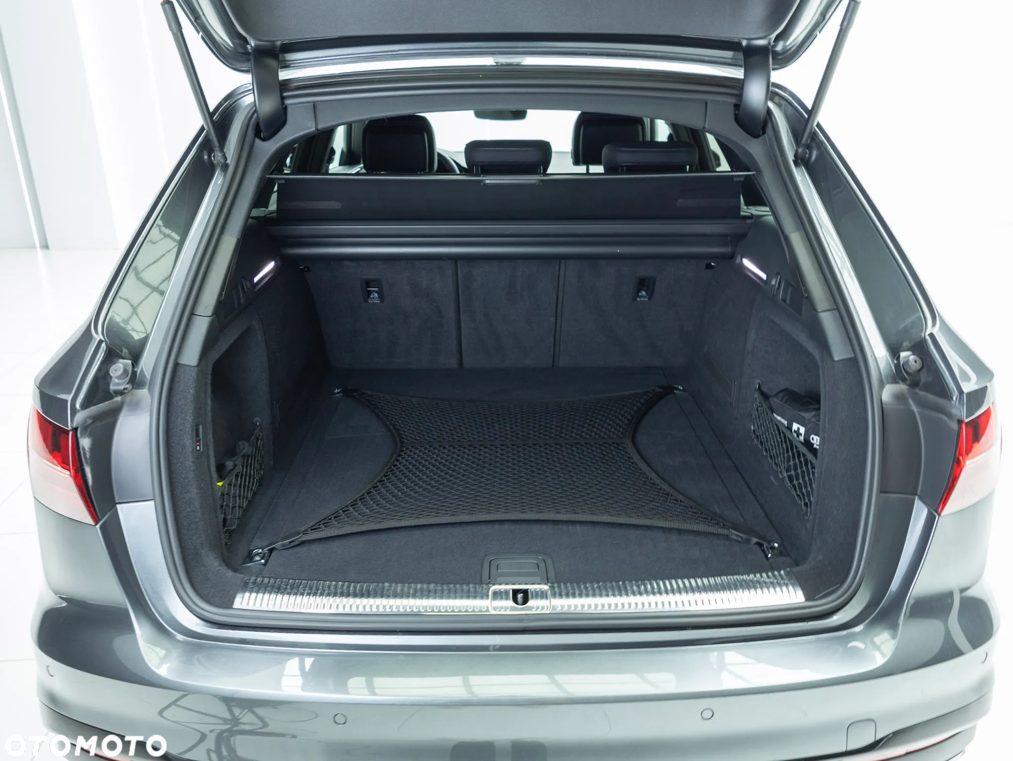 Audi A4 Avant 40 TDI quattro S tronic S line - 26