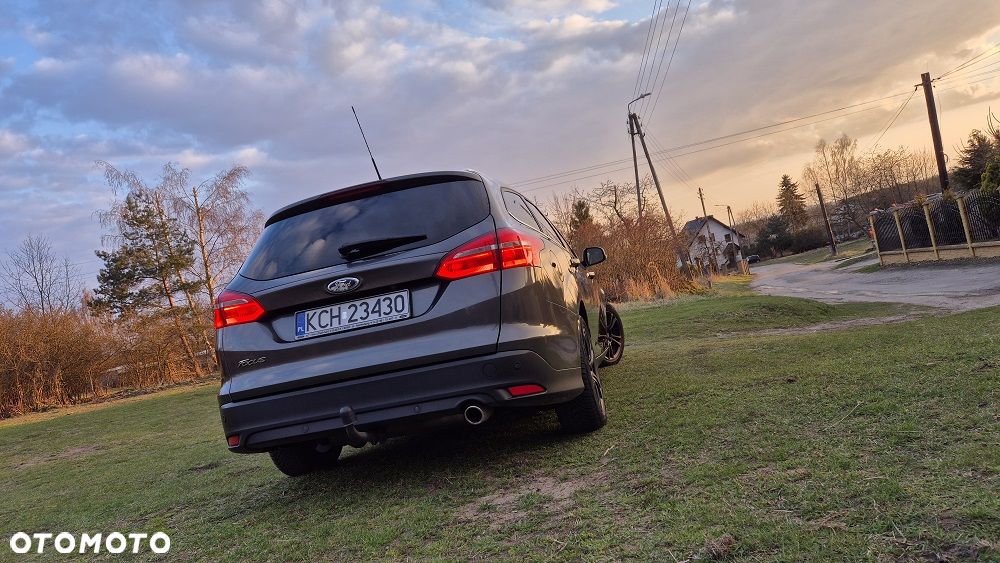 Ford Focus 2.0 TDCi Titanium ASS PowerShift - 2