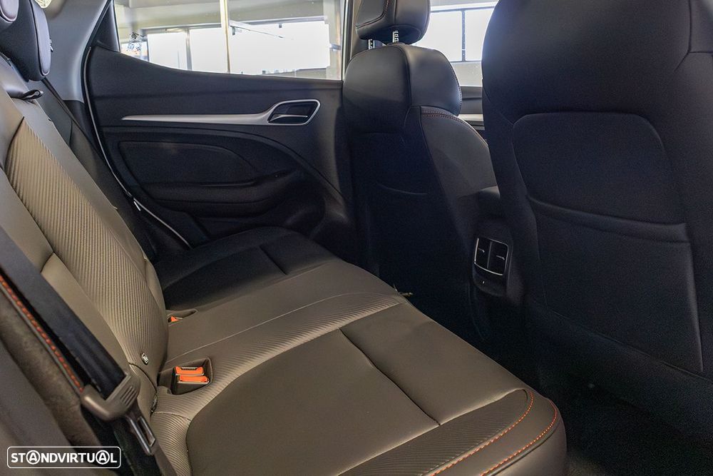 MG ZS EV 50.3 kWh Luxury - 18